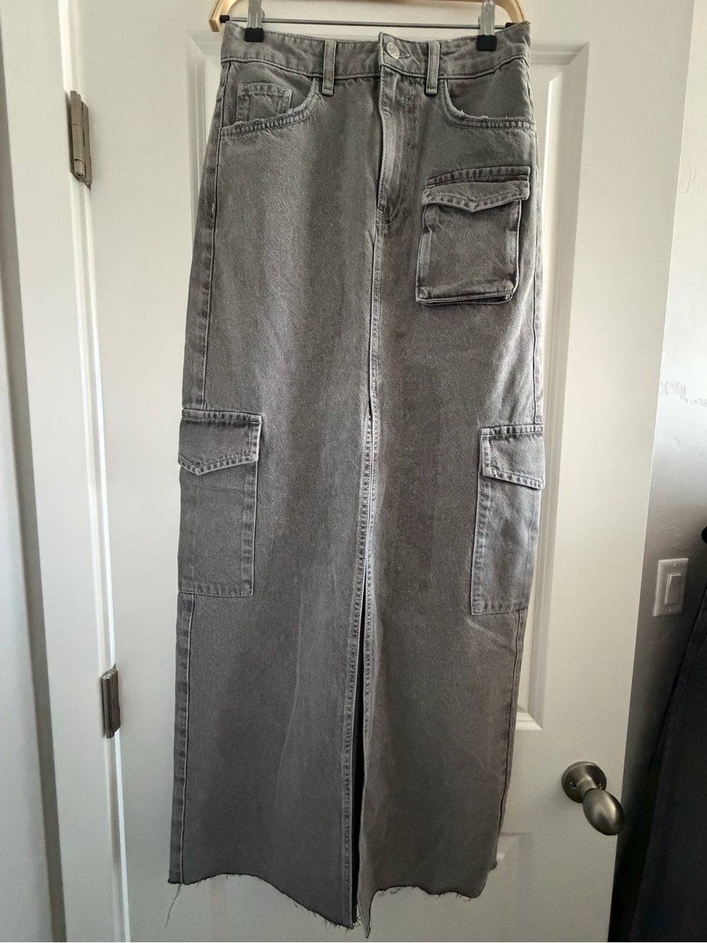 Bershka Gray Cargo SAMPLE Maxi Skirt - M